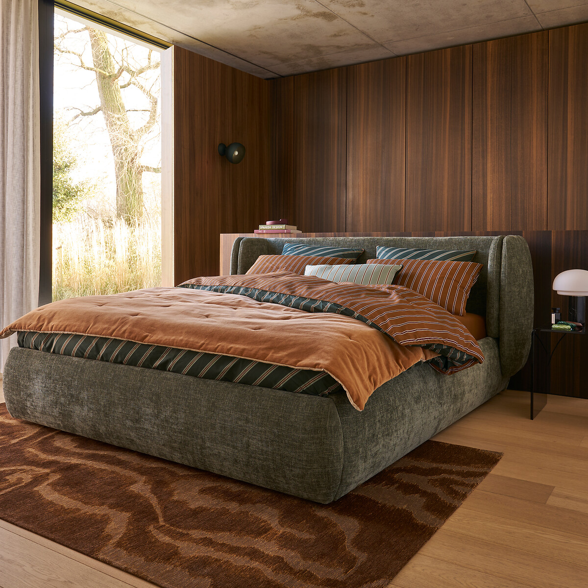 LA REDOUTE INTERIEURS<br>Cama estofada com base, Meridiano