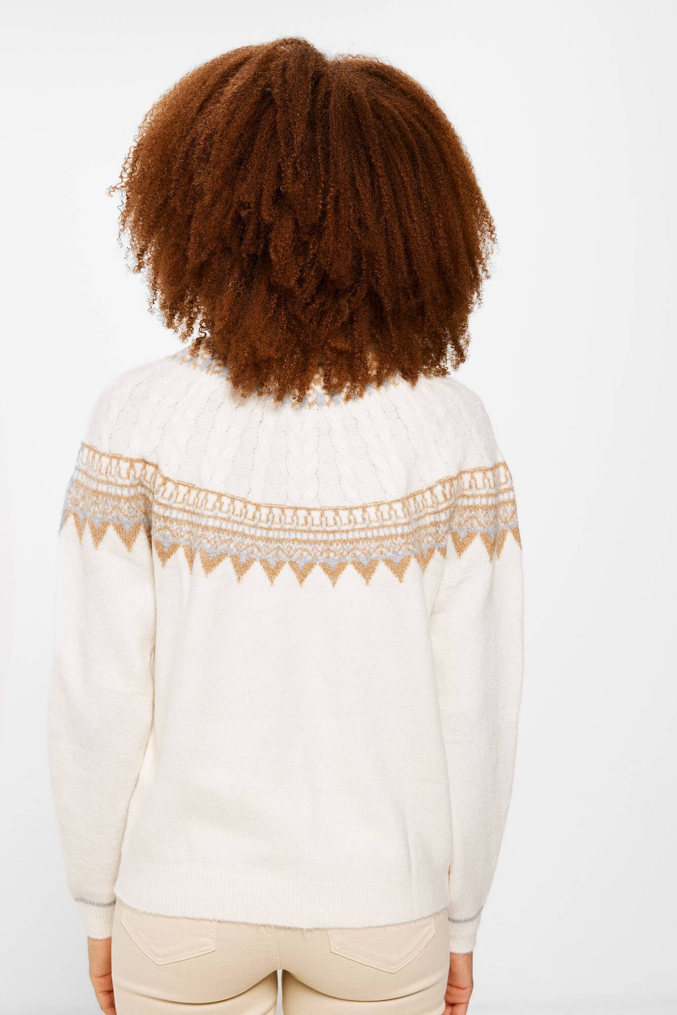 Tranças com bordas em jacquard de malha