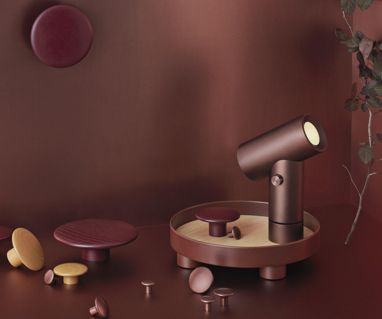 Muuto The Dots Metal haak Ø2.7 umber
