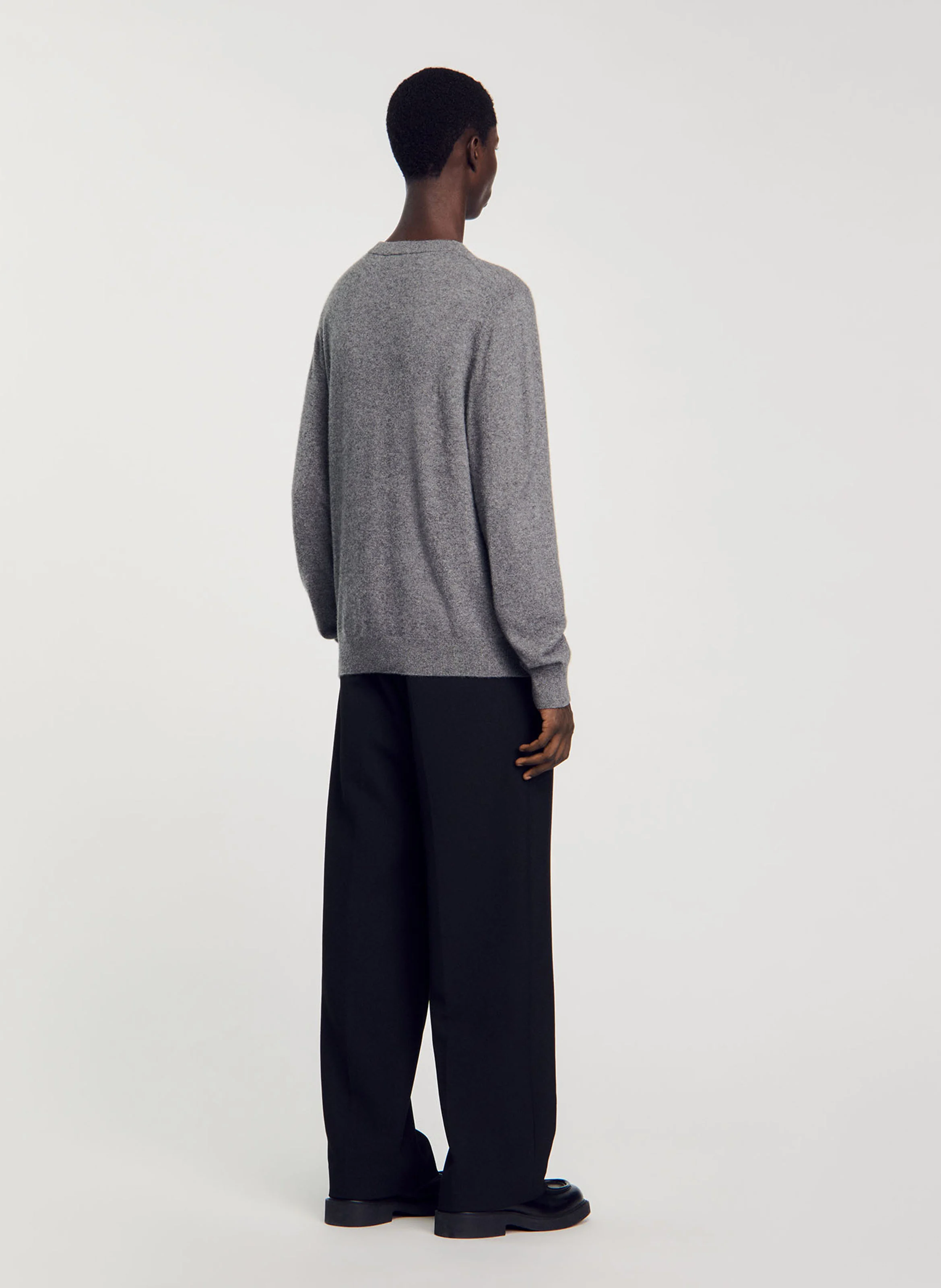 Pull col rond regular-fit en cachemire | Gris