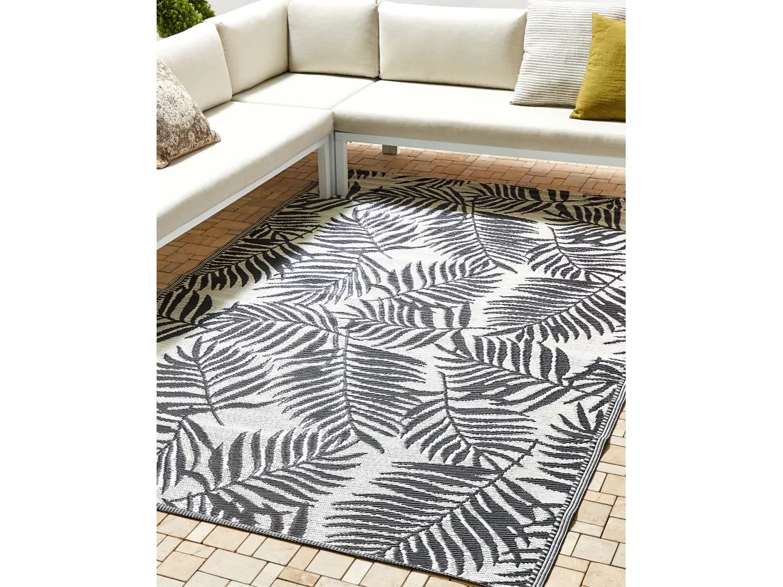 Tapis extérieur noir au motif feuilles de palmier 180 x 270 cm KOTA