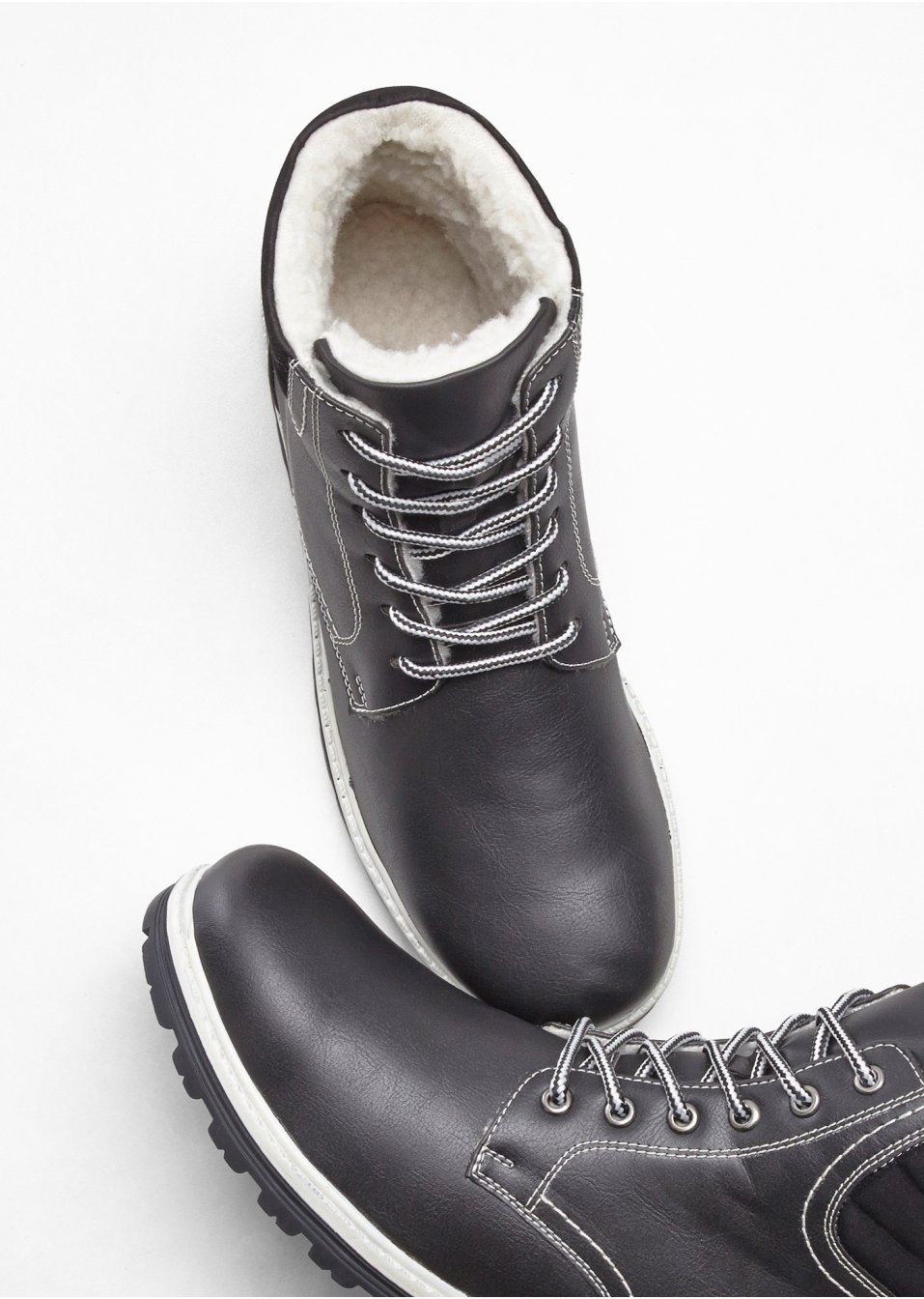 Boots à lacets