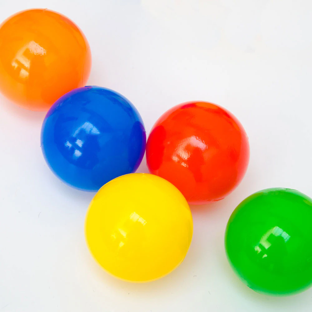 250 bunte Bälle für Bällebad 5,5cm Babybälle Plastikbälle Baby Spielbälle