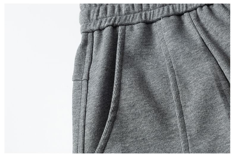 Shineon Studio - Effen geplooide shorts met trekkoord in de taille