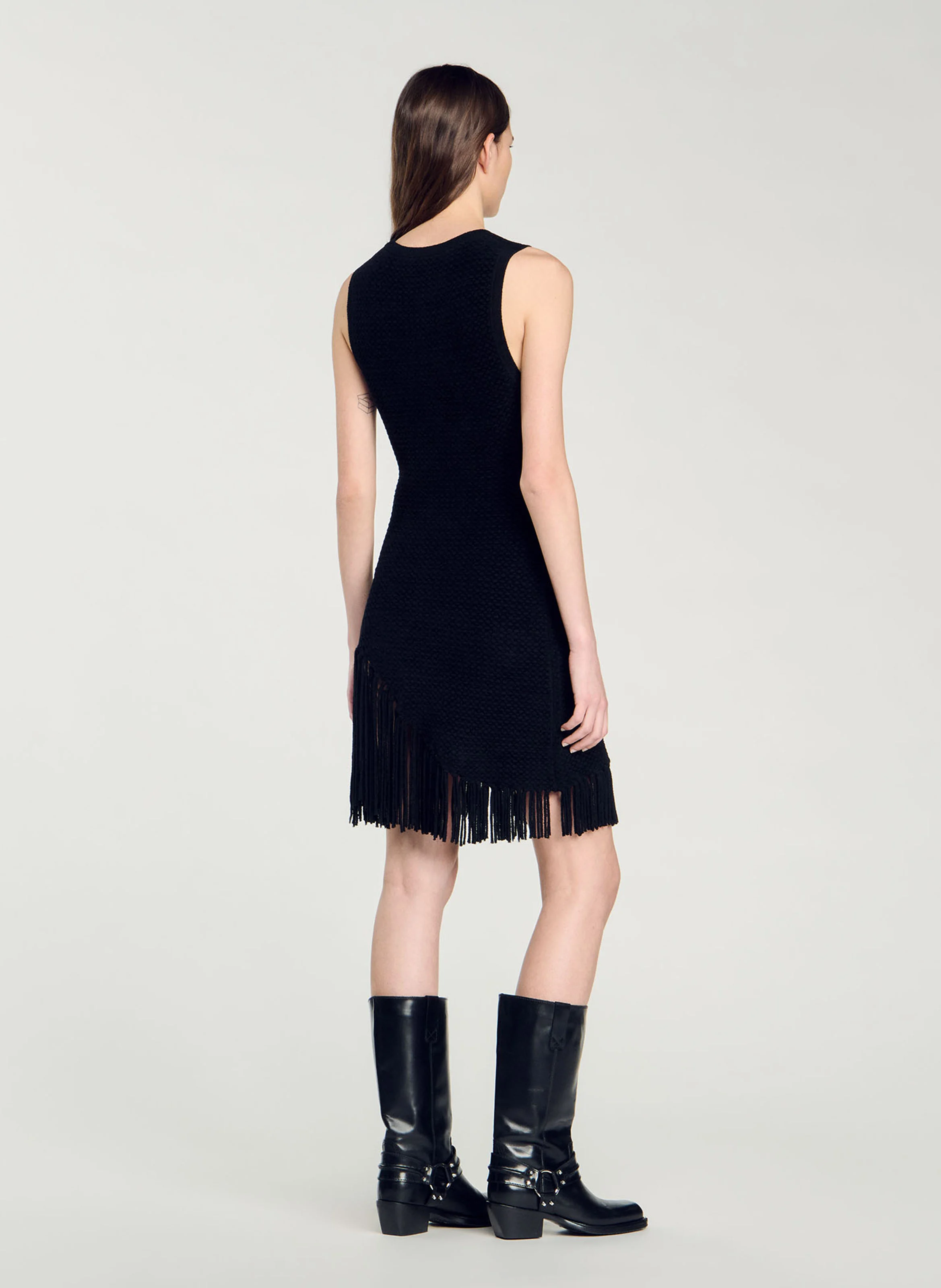 Robe courte moulante à col rond | Noir