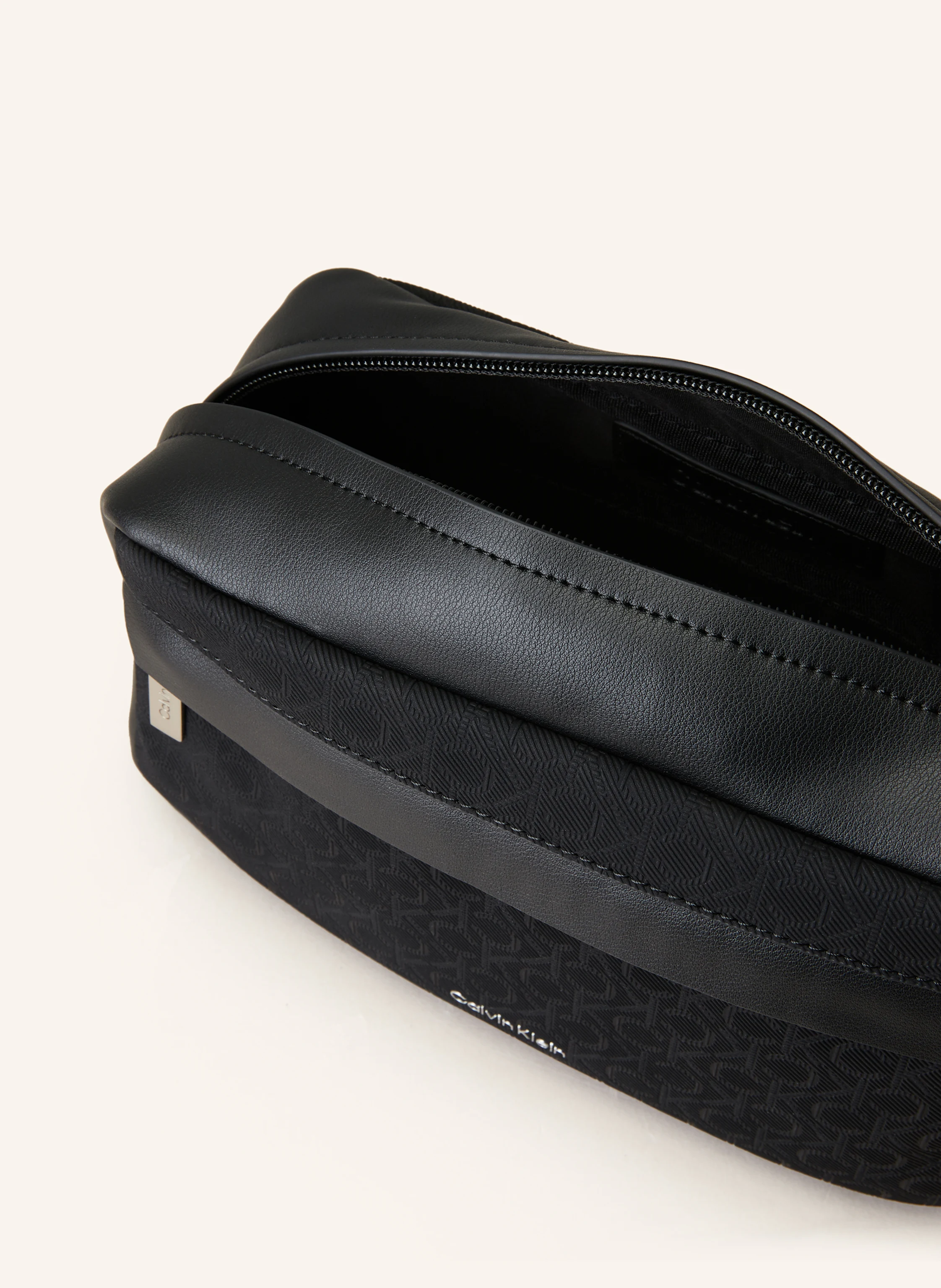 Calvin Klein Kulturtasche