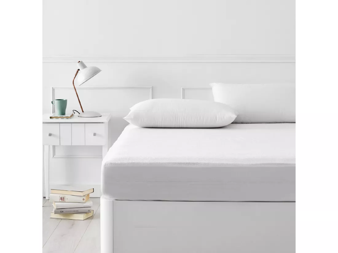 Protège-matelas tricoté respirant anti-acariens