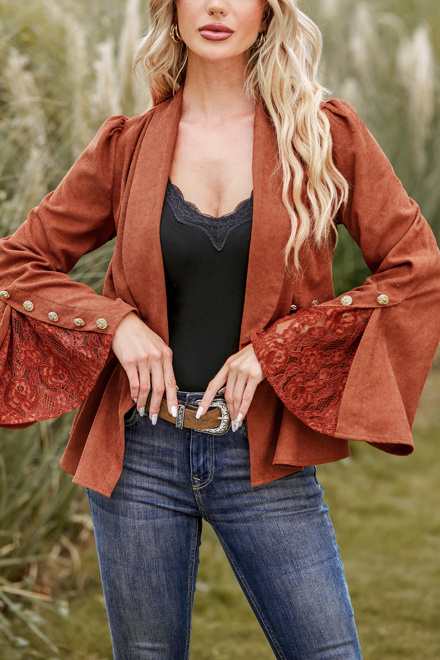 Blazer à boutons en dentelle contrastée brun