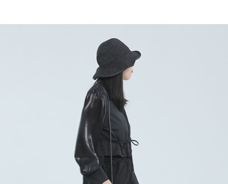 SIMPLE BLACK - Asymmetrische shorts met middelhoge taille