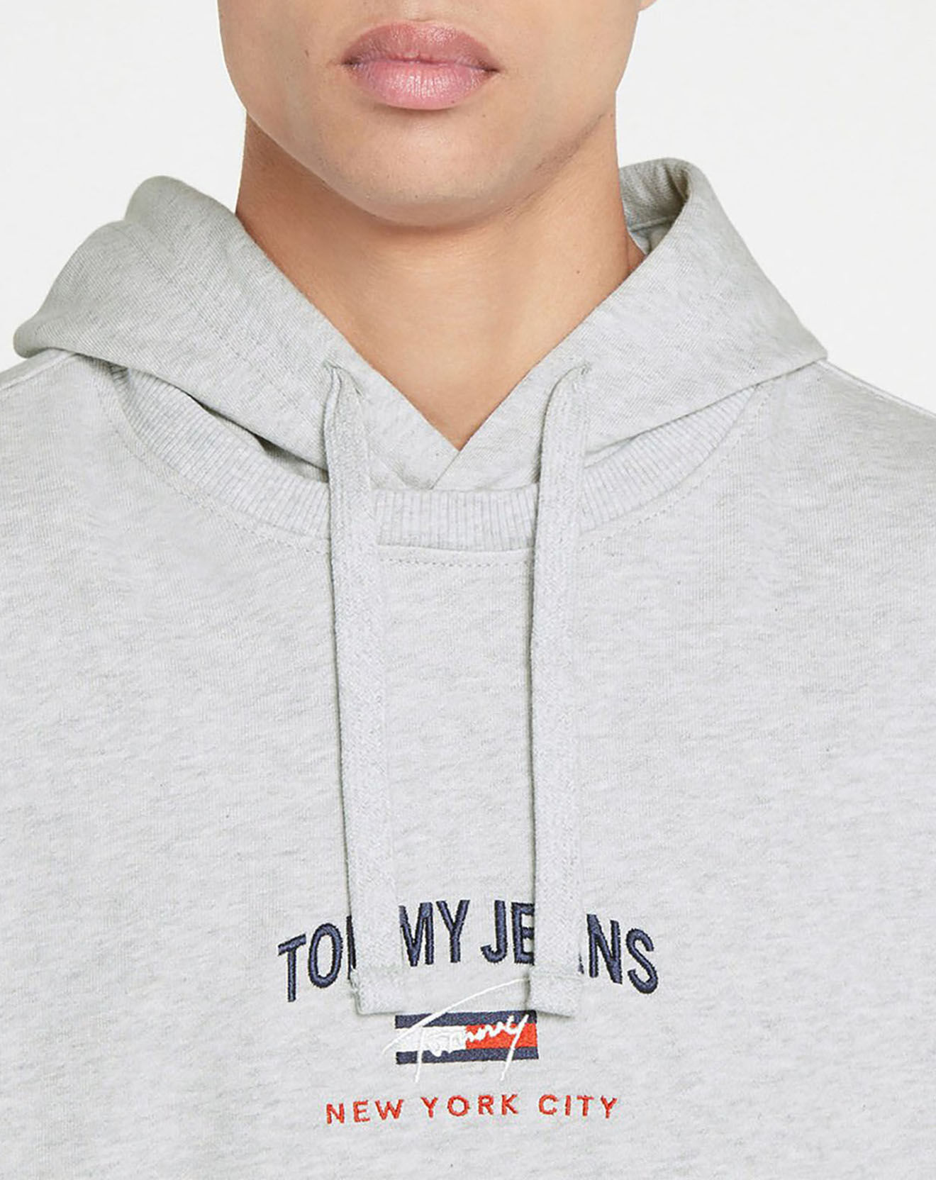 Tommy Jeans Sweat 100% Coton Bio timeless logo hoodie gris chiné