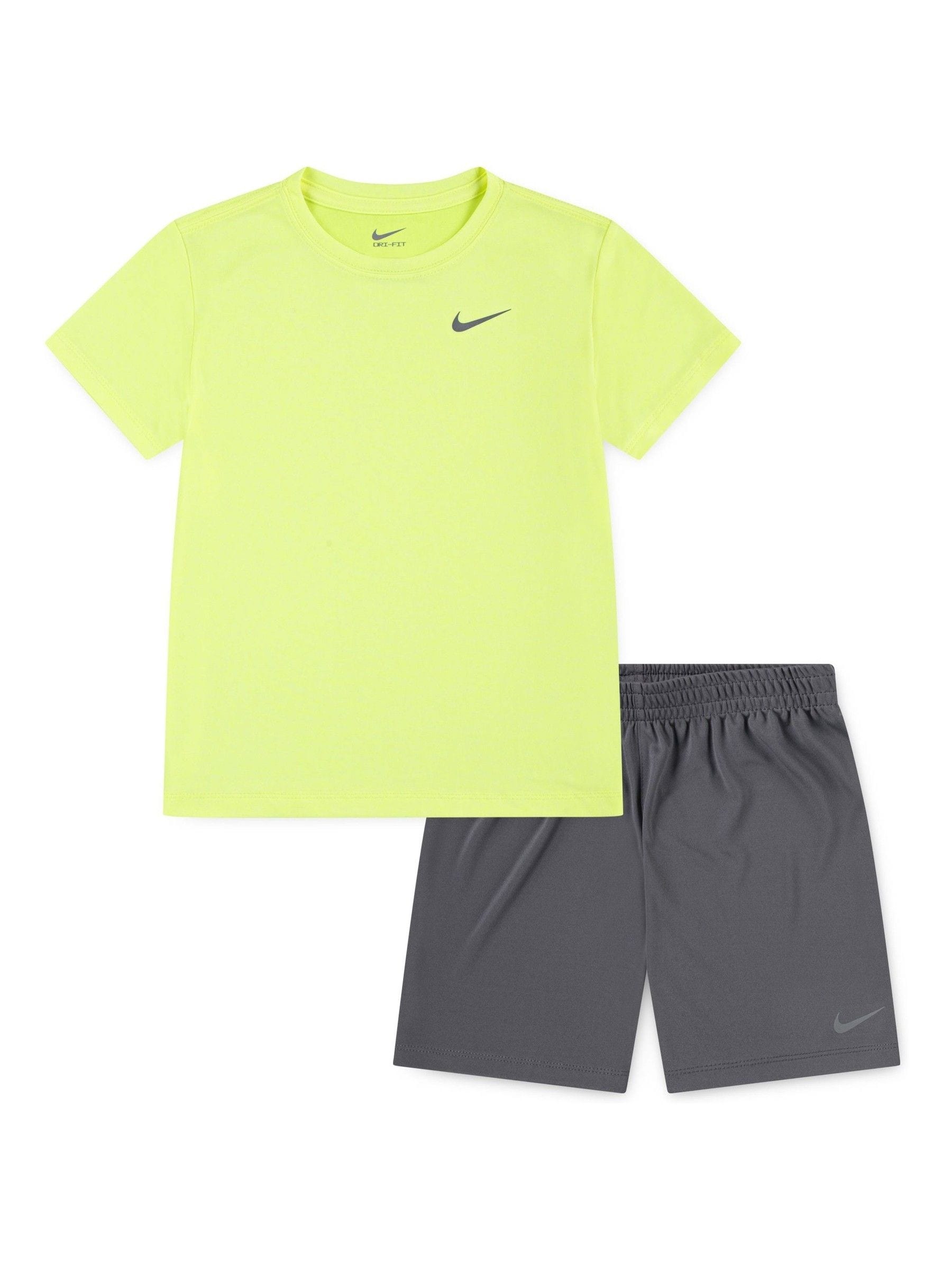 Grijs - Nike DriFIT-set van short en T-shirt voor kleine kinderen