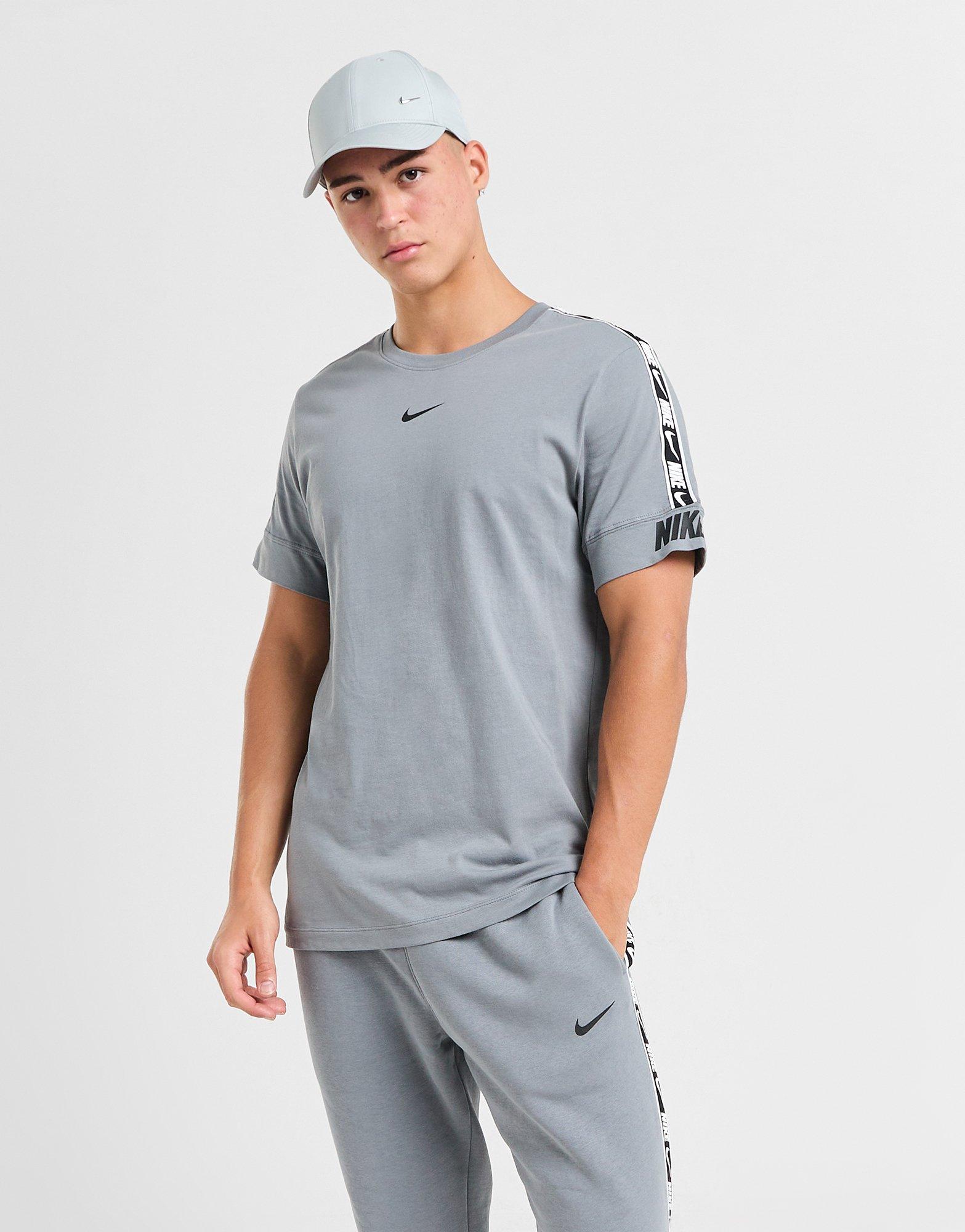 Nike T-shirt Repeat Tape Homme