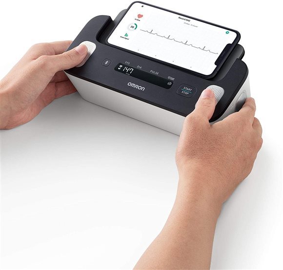 OMRON Blutdruck Oberarm Complete mit integrierter EKG-Funktion mit OMRON Connect App inklusive Gratisservice 1 Stk