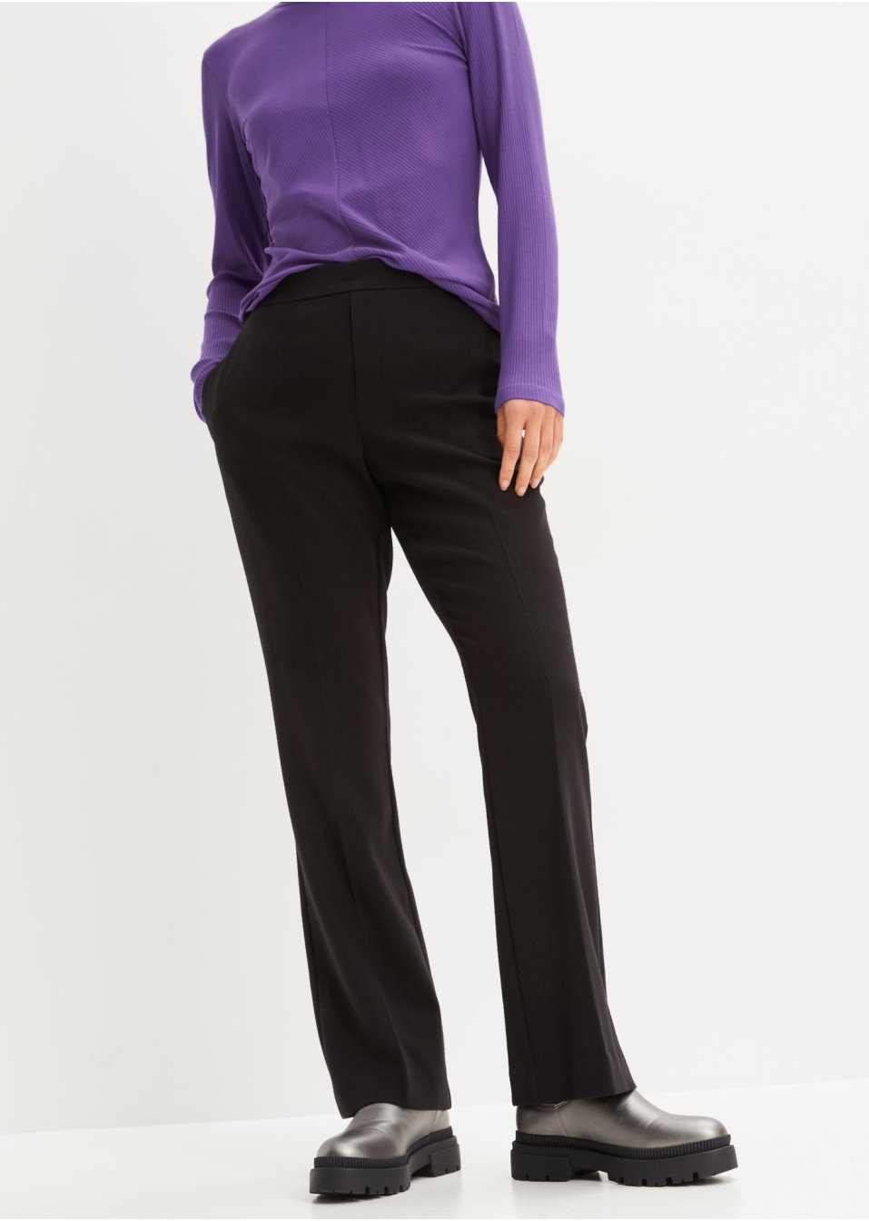 Pantalon tissé avec plis repassés