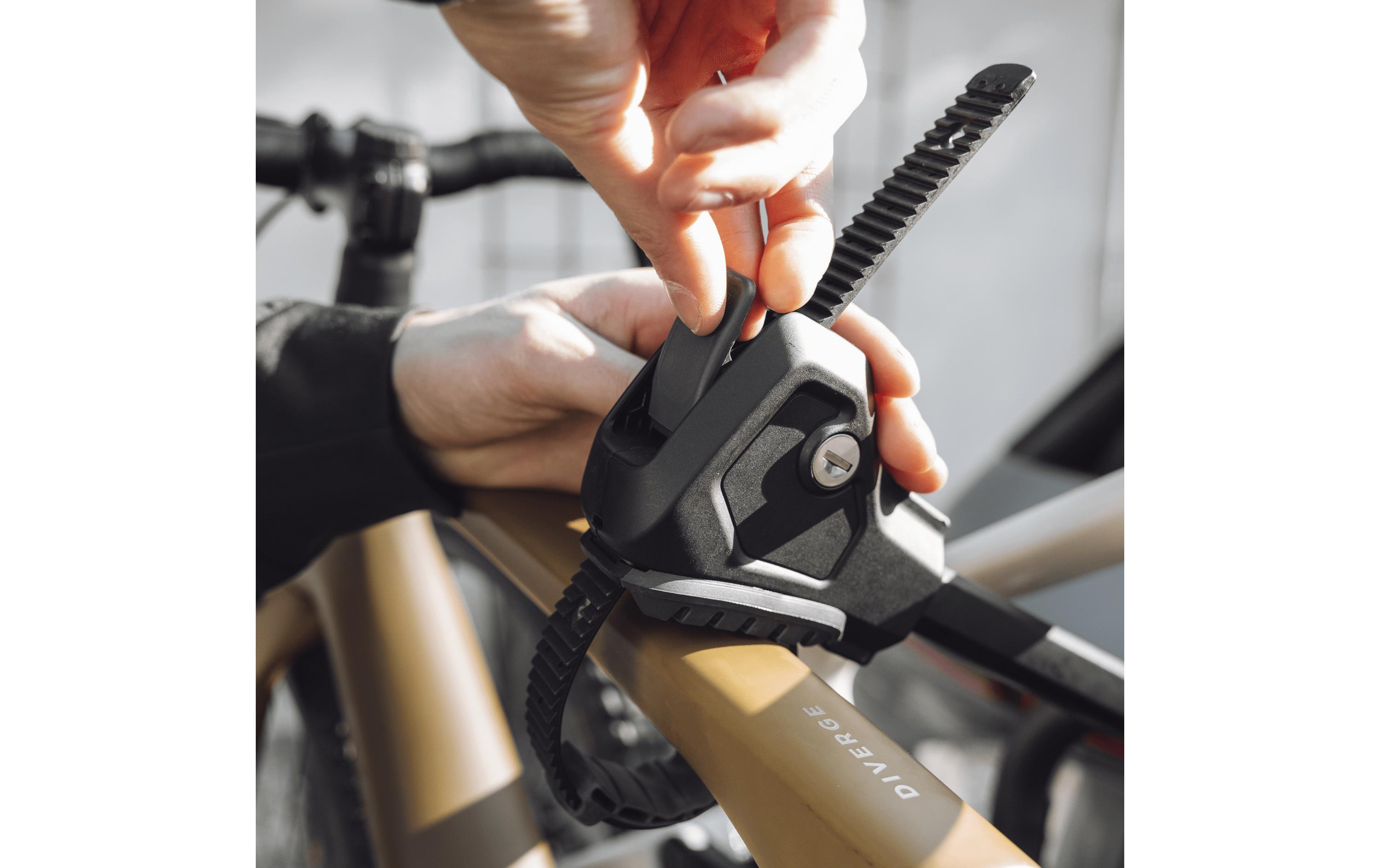 Anhängerkupplungsträger EASYFOLD 3 Schwarz 3-Bike<br>3-Fahrrad-Anhängerkupplung Fahrradträger