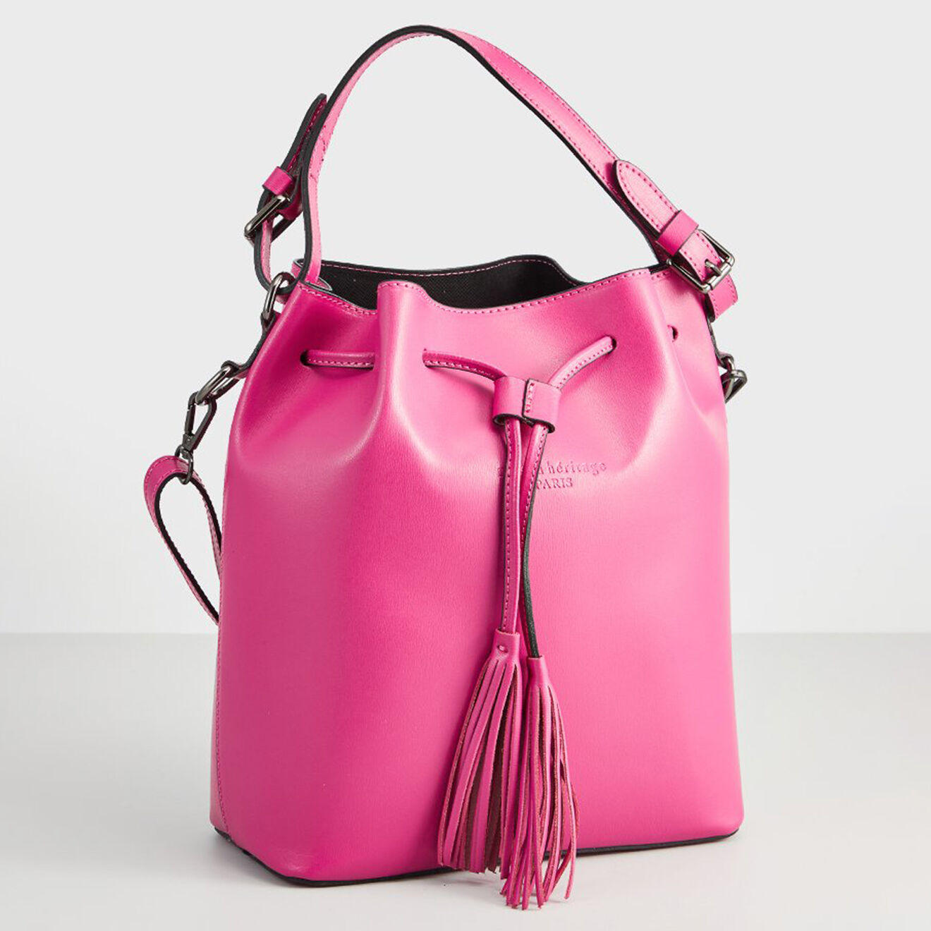 Maison Héritage Sac seau en Cuir Jila Box fushia - 26x13x29 cm