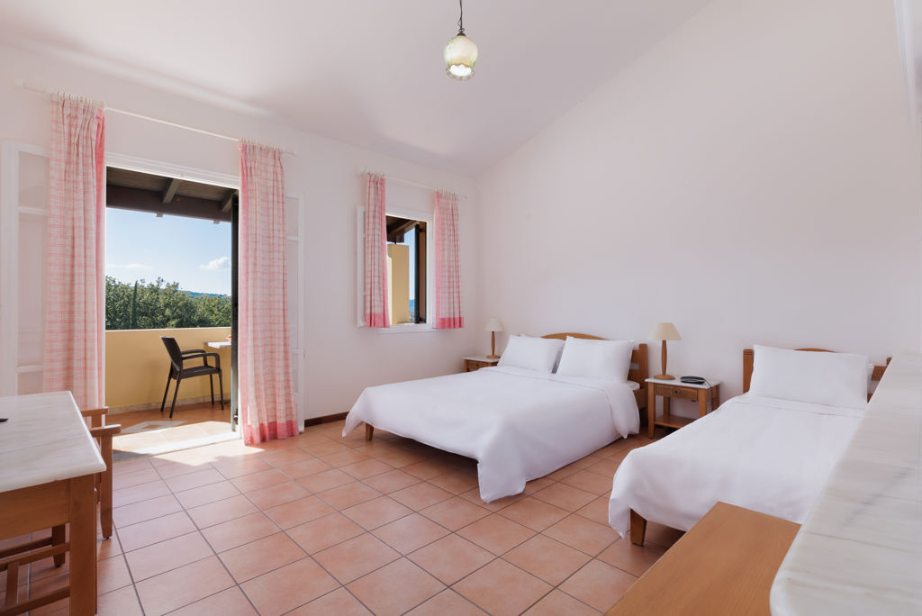 Fly & Go Century Resort Logies en ontbijt - Aparthotel