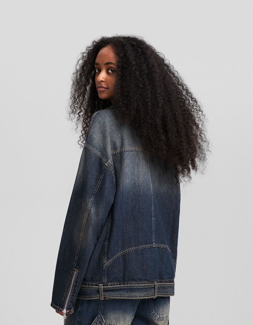 Jaqueta de motociclista oversized em denim com efeito desbotado