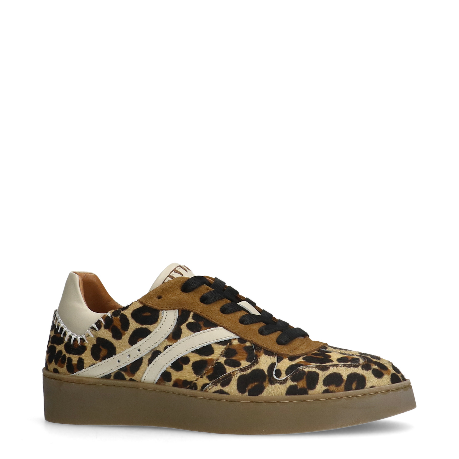 Beige leopard sneakers met ponytail