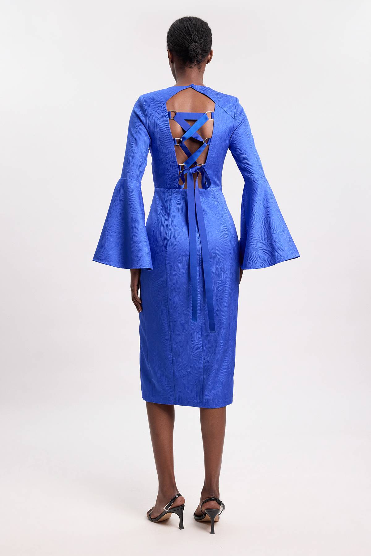 KarenMillen Robe Midi Ajustée Avec Détail De Laçage Au Dos