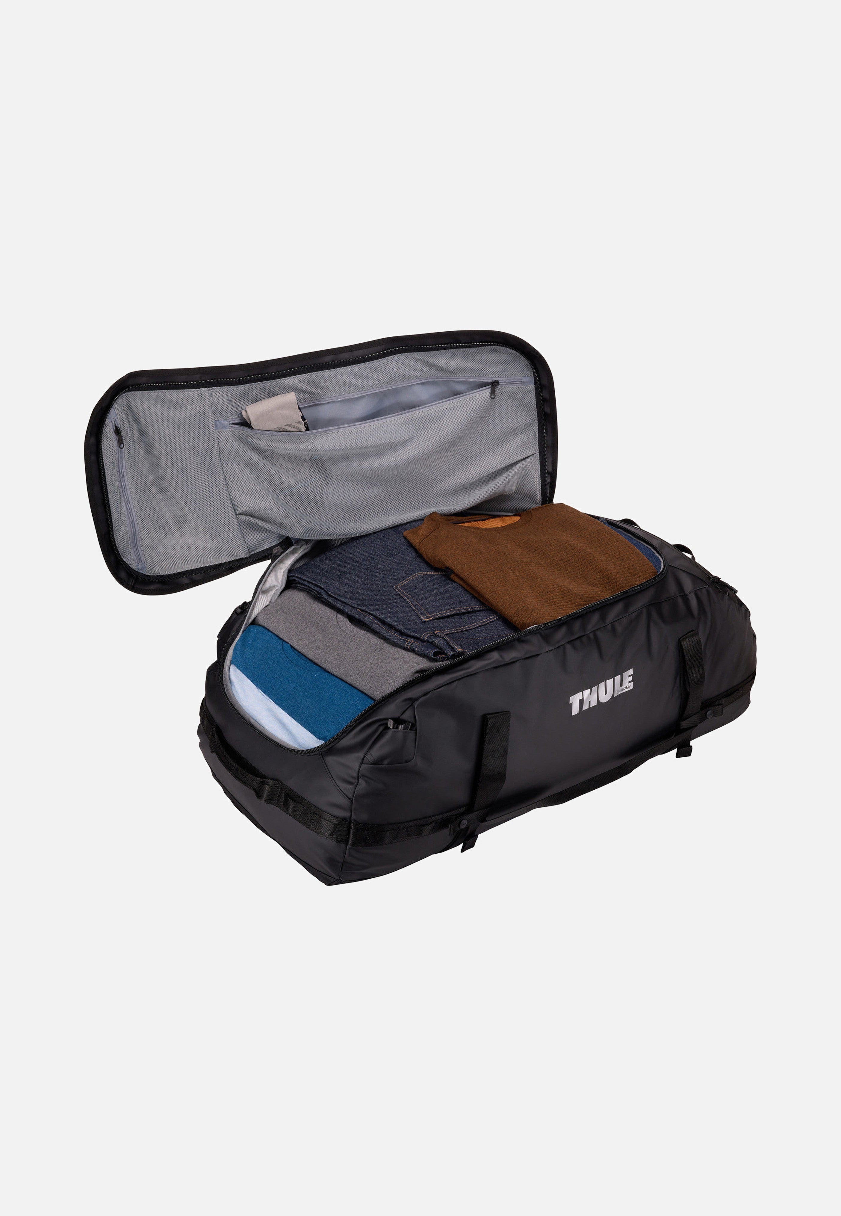 Chasm 130L Black - Dufflebag
