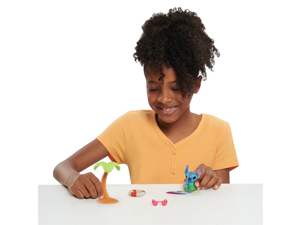 FIGURA COM ACESSÓRIOS STITCH