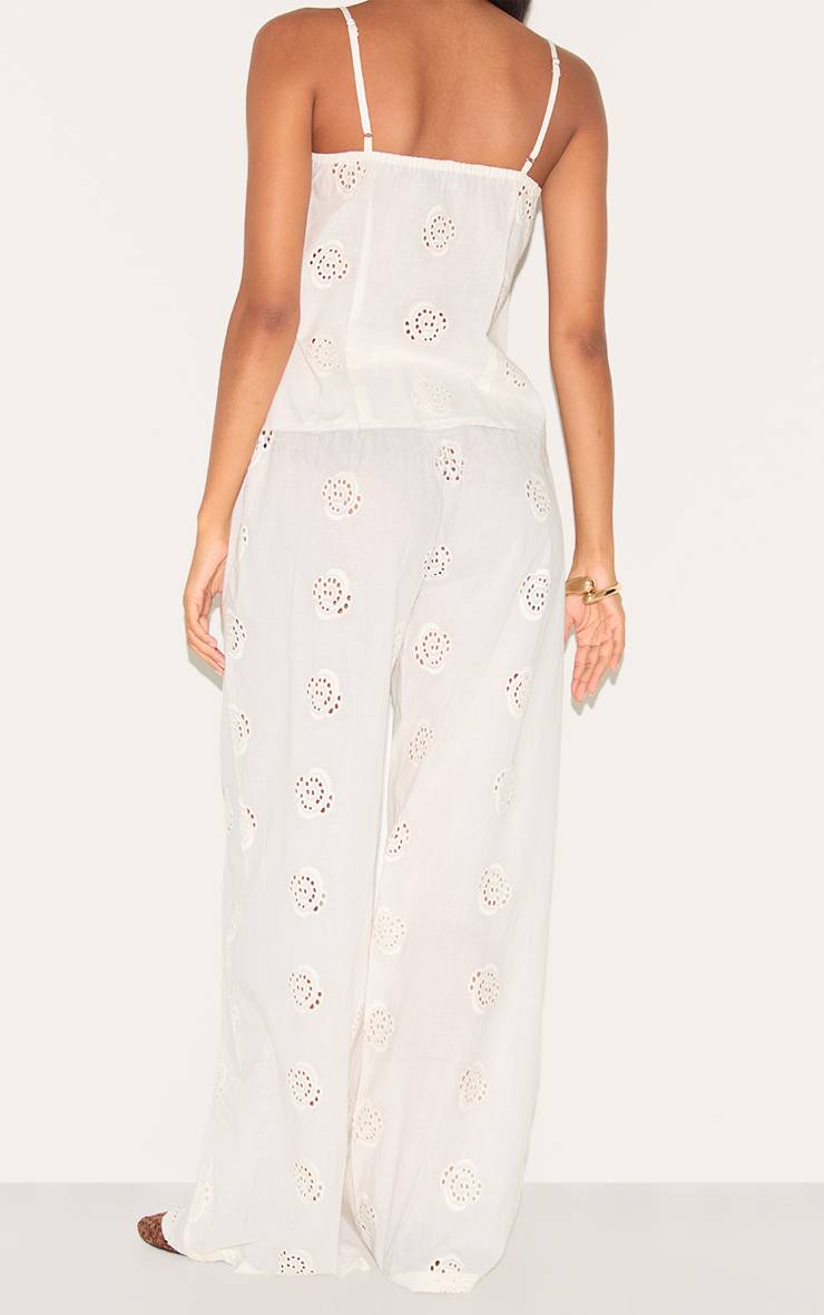 Blanc Pantalon Droit En Broderie Anglaise Avec Détails Tourbillons