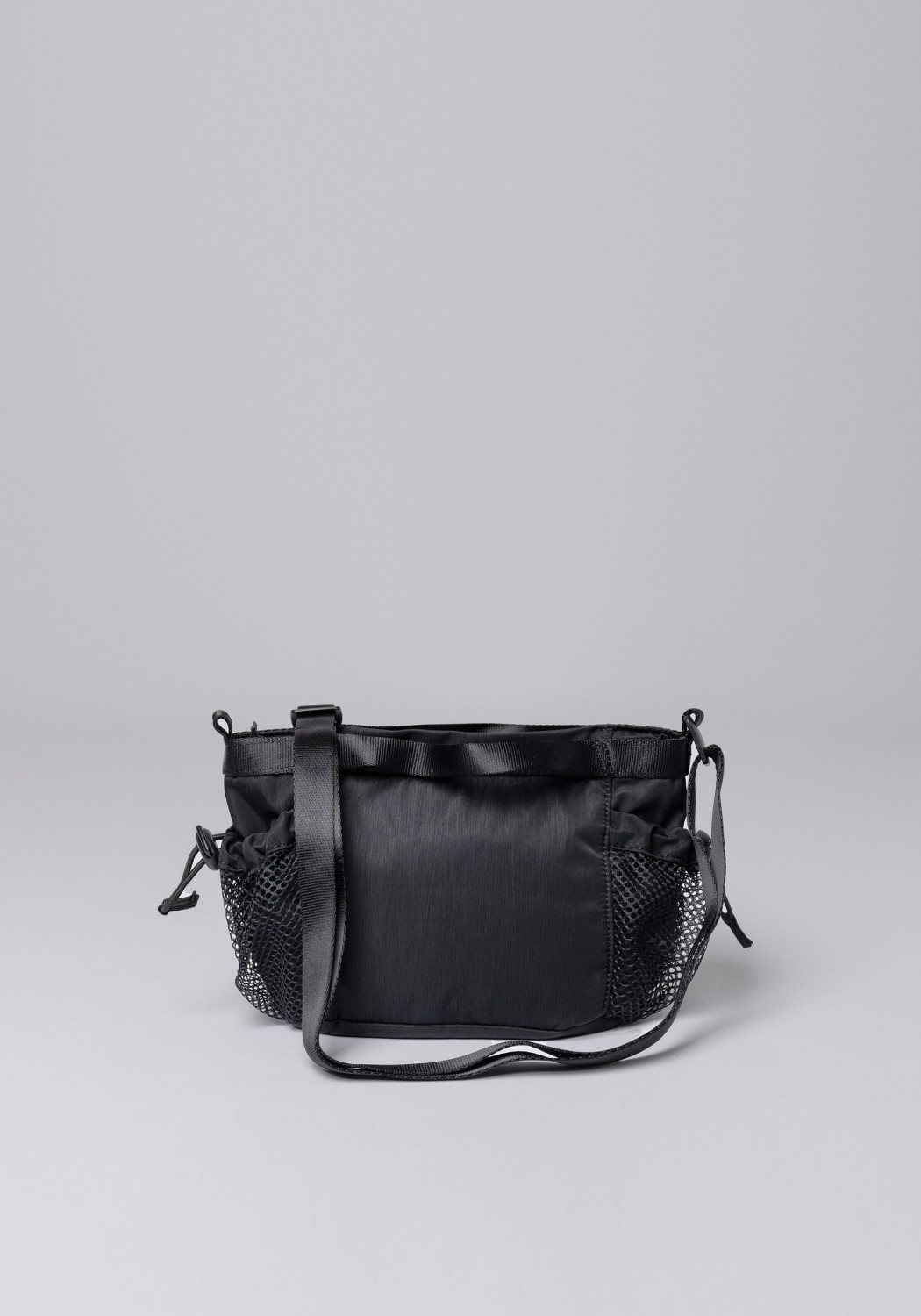 Sandqvist Crossbody-Tasche Stevie Black