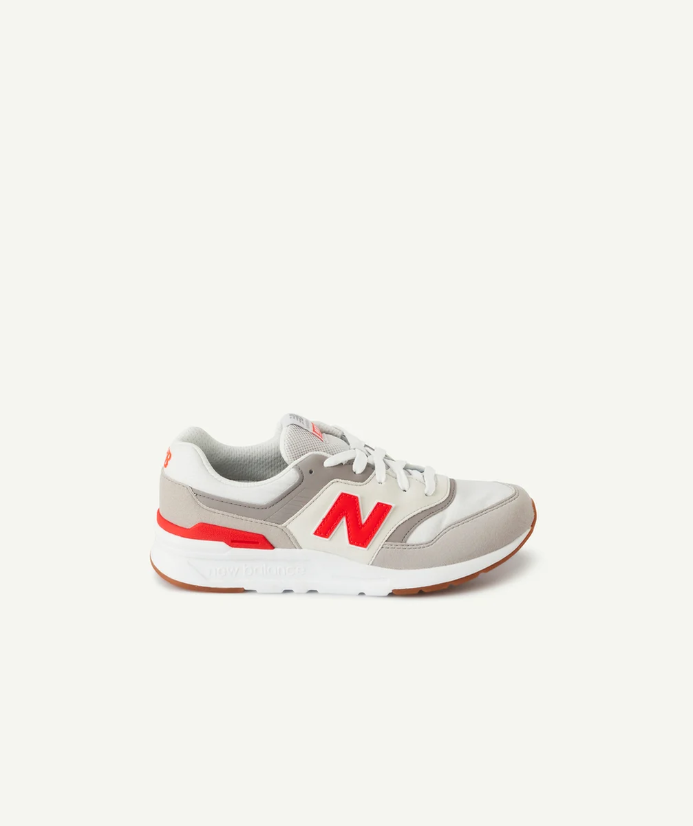 NEW BALANCELES BASKETS 997H GRISES ET ROUGES