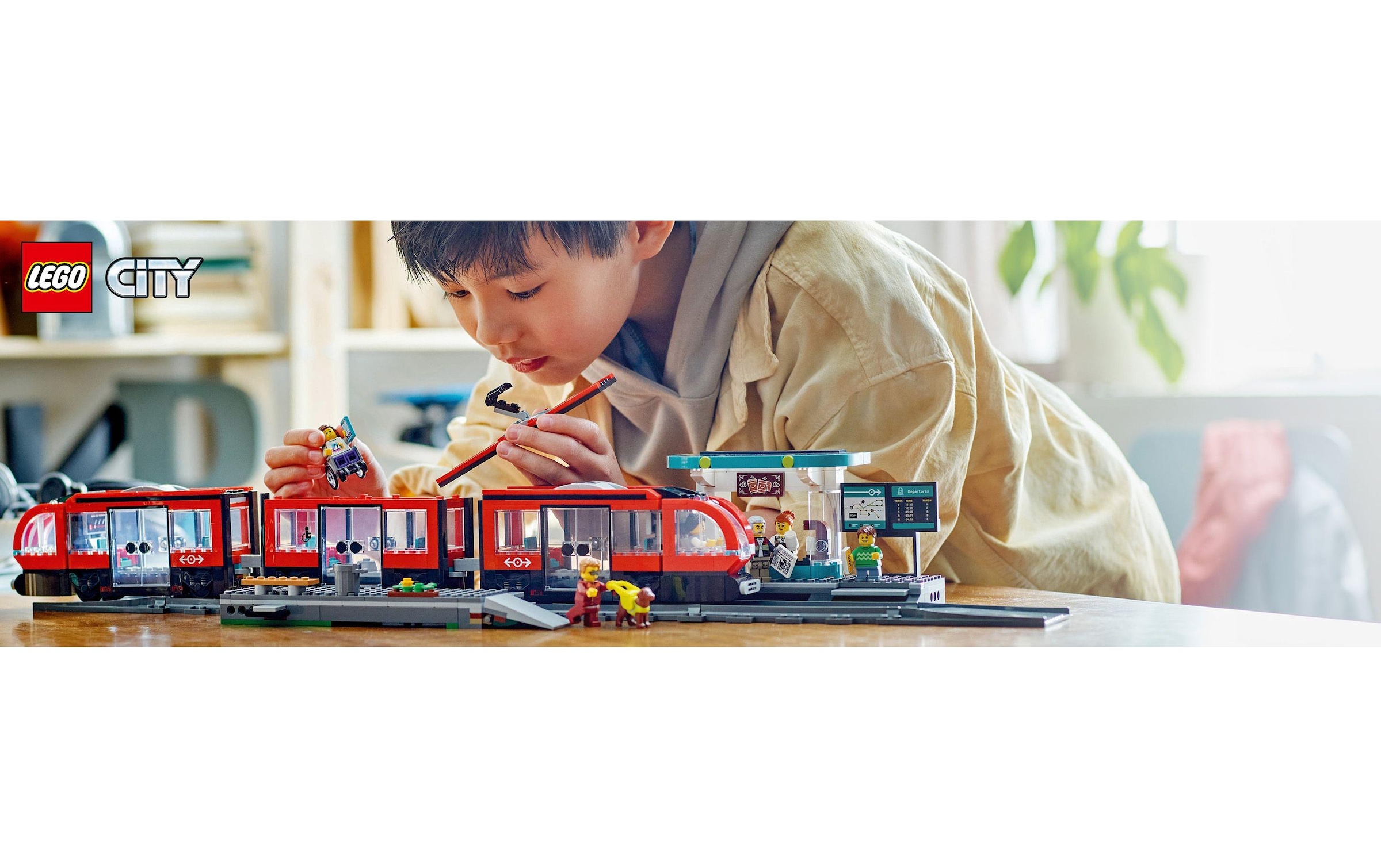 LEGO® Konstruktionsspielsteine »City Strassenbahn mit Haltestelle 60423«