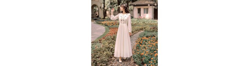 Cocaliso - Blouse met lange mouwen / Geborduurd vest / Maxi A-lijn rok / Set