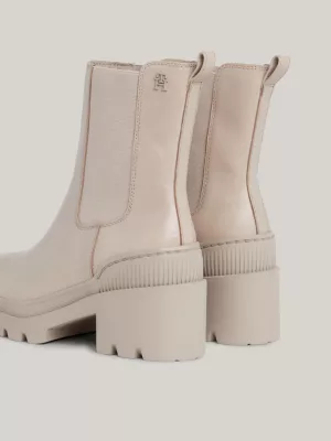 Botas de couro com salto bloco médio