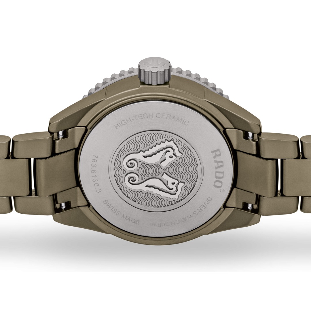 Rado Captain Cook XL High-Tech Ceramic Diver