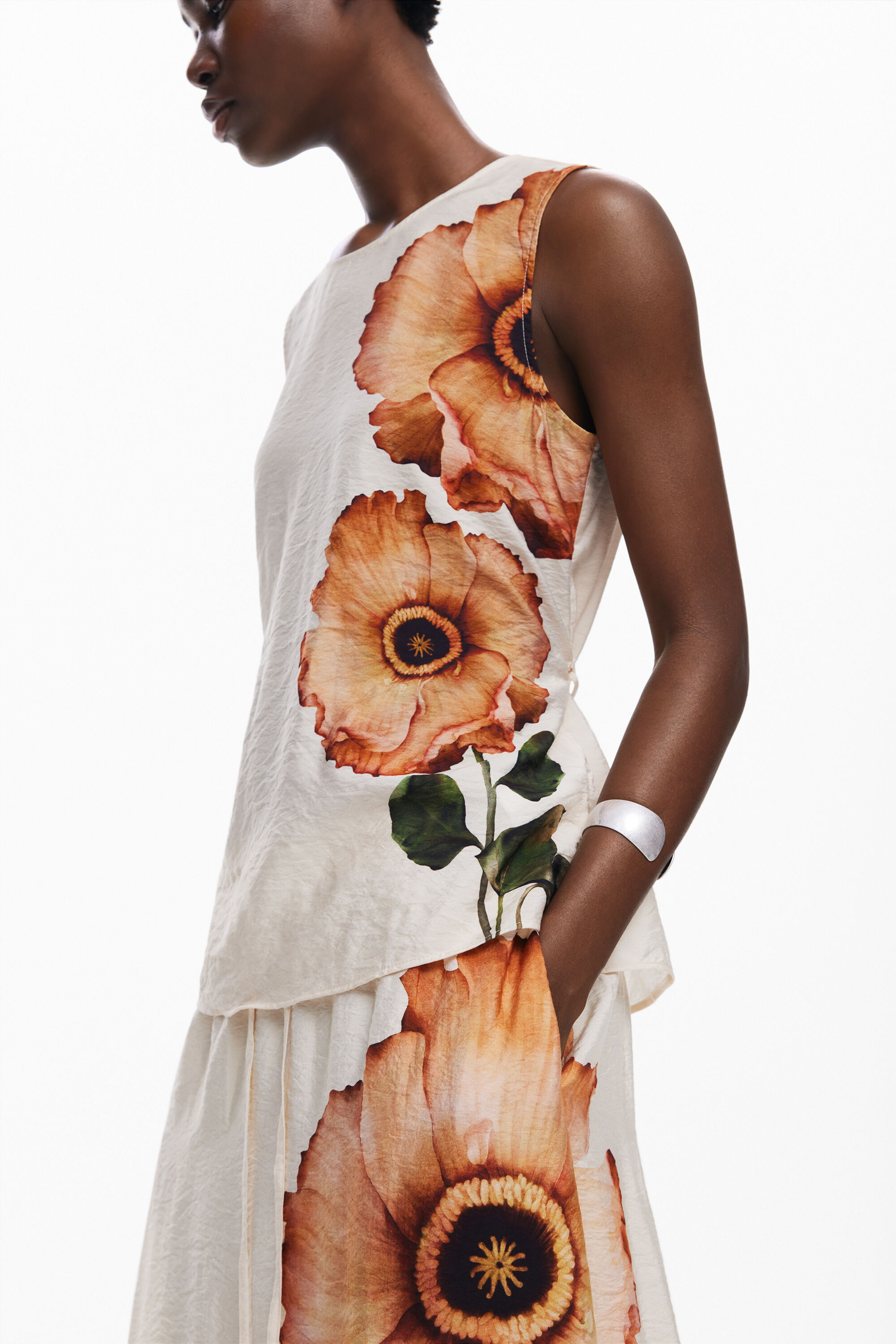 Falda midi flores