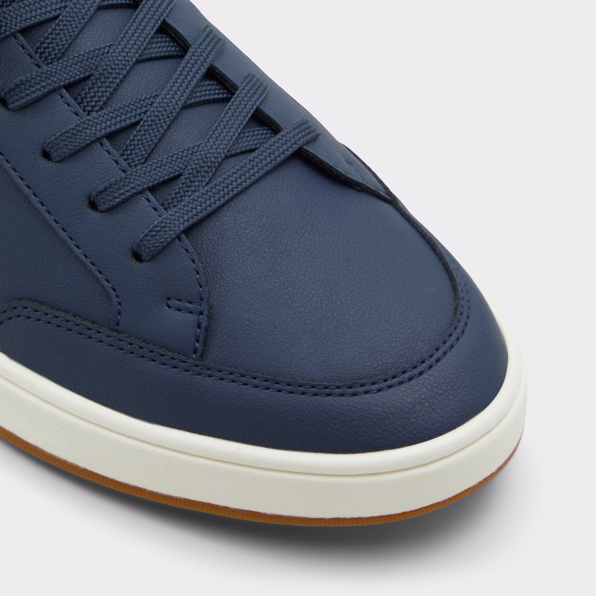 Rhiade Navy Men Athletic sneakers
