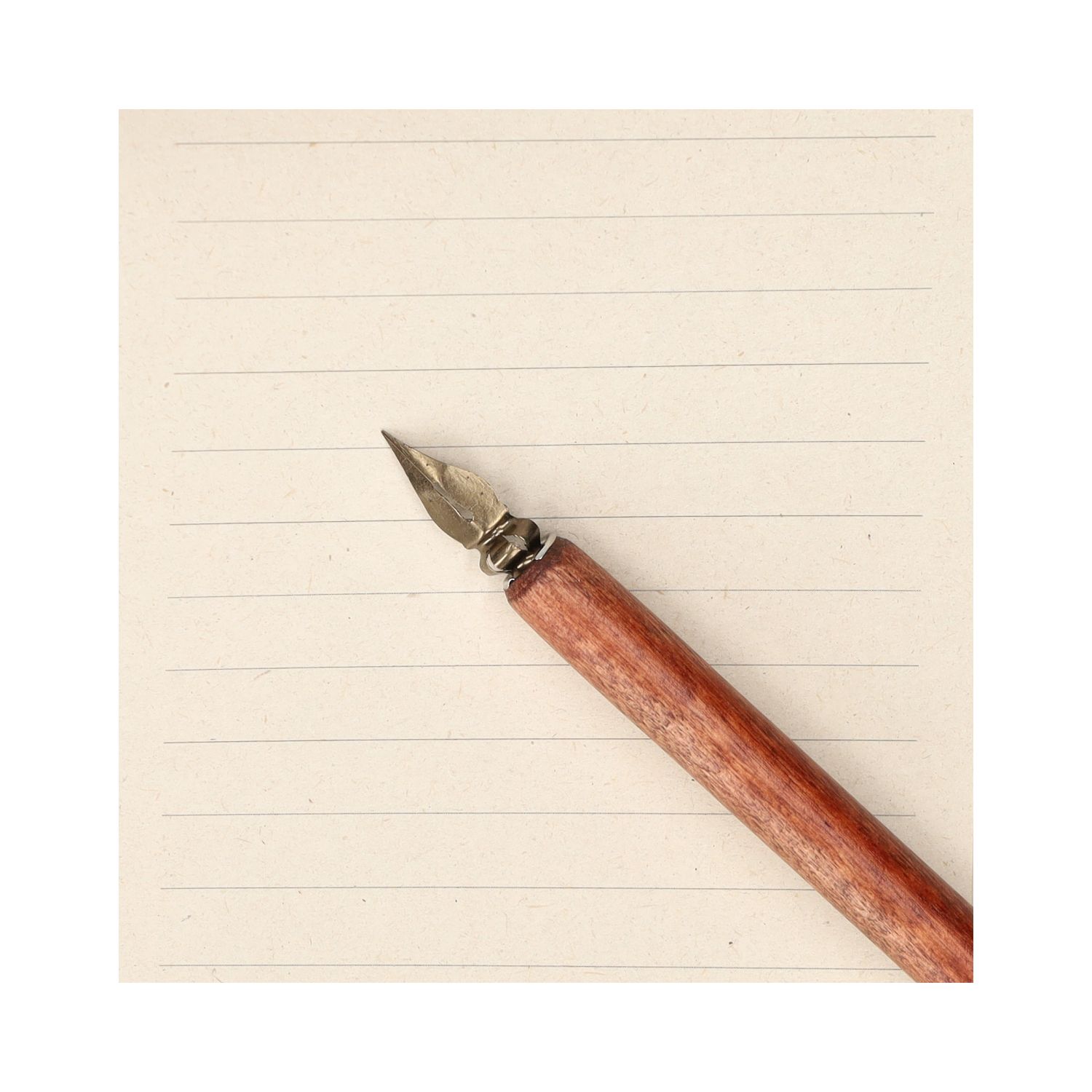 Kroontjespen en kalligrafeerpen