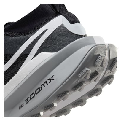 Chaussures Trail Nike Zegama Trail 2 Noir Blanc Femme