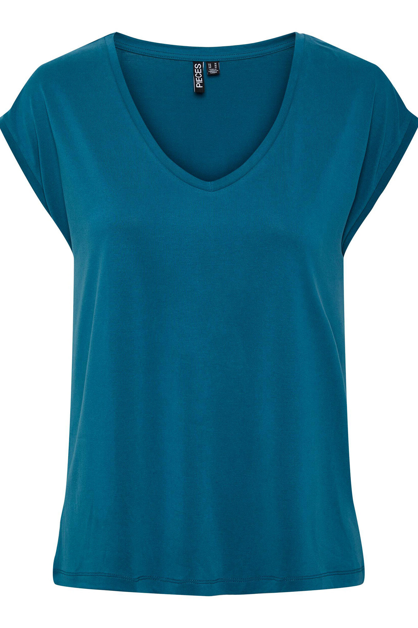 Camiseta básica em MODAL-TENCEL. Mangas curtas e decote em V.