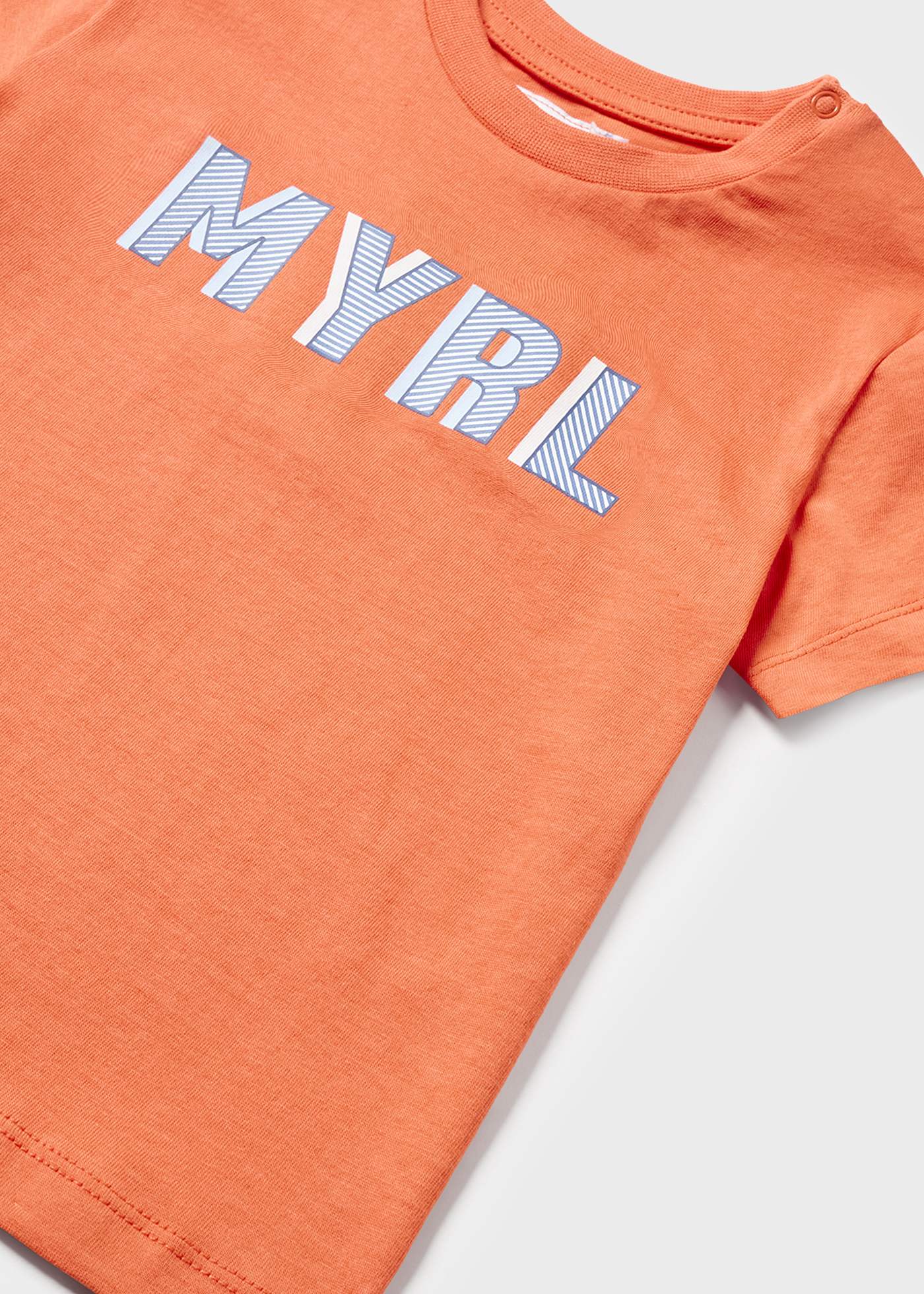 camiseta básica para bebê