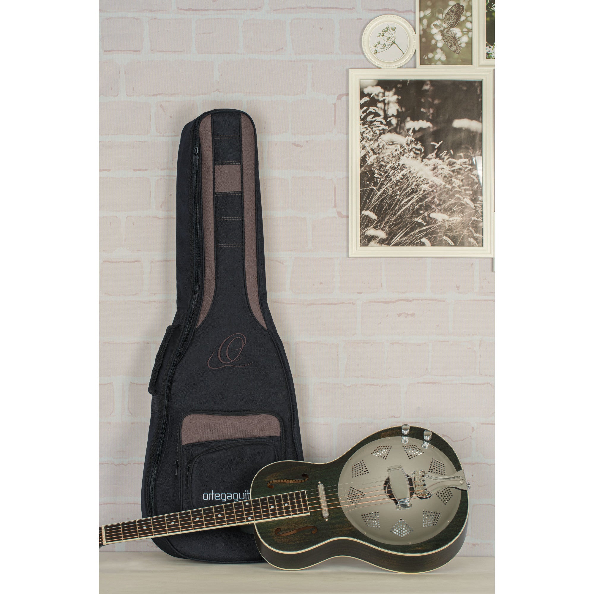 Ortega ONB-RRG30 Pro Series Parlor Resonator Guitar Bag draagtas voor parlor resonator