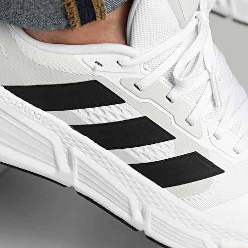 Baskets Questar IF2228 Footwear White Core Black Grey One