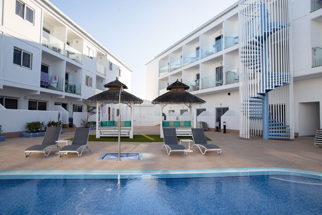 Surfing Colors Logies - Hotel