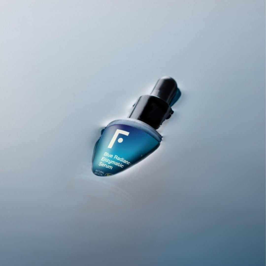 FRESHLY  Sérum Exfoliante Enzimático - Blue Radiance Enzymatic Serum - 30ml