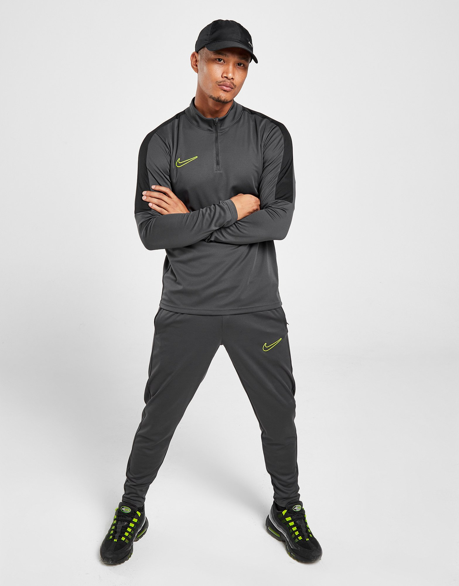 Nike Haut Zippé Academy Essential Homme