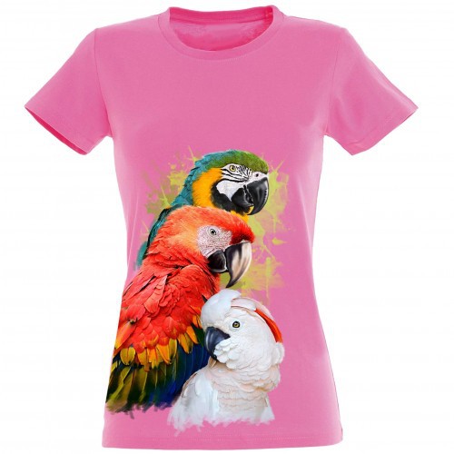 Camiseta feminina rosa com estampa de papagaio e cacatua.