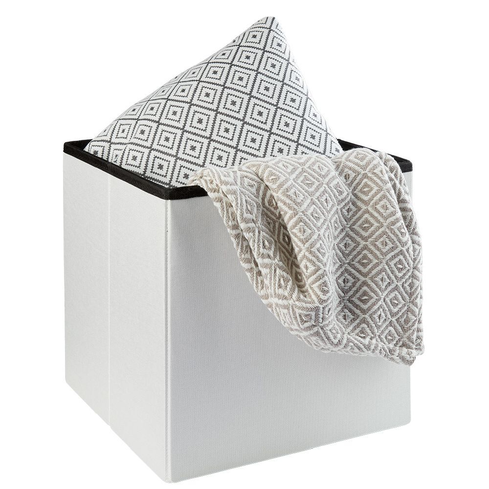 Pouf coffre Clara dessus effet fourrure blanche