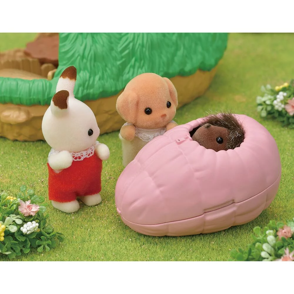 LA CACHETTE DES BEBES SYLVANIAN TOUS POUR LE BEBE