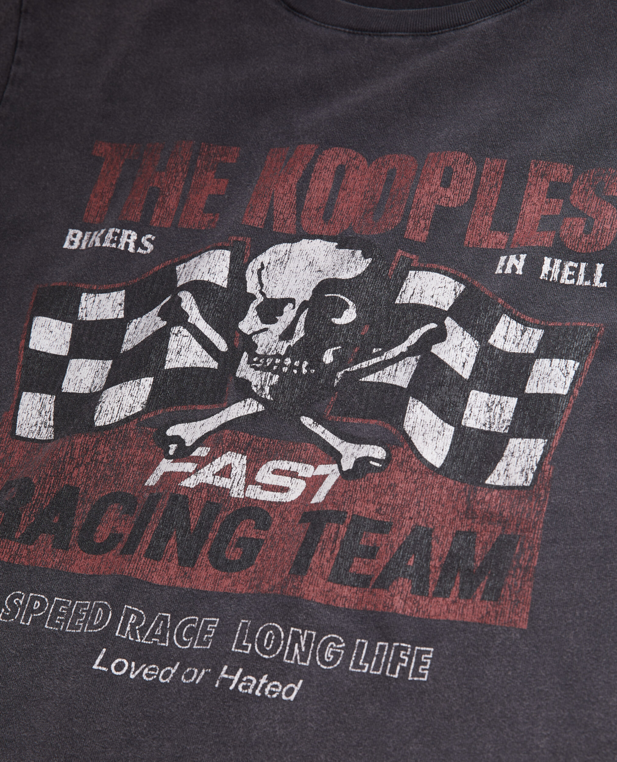 T-shirt noir avec sérigraphie Racing skull