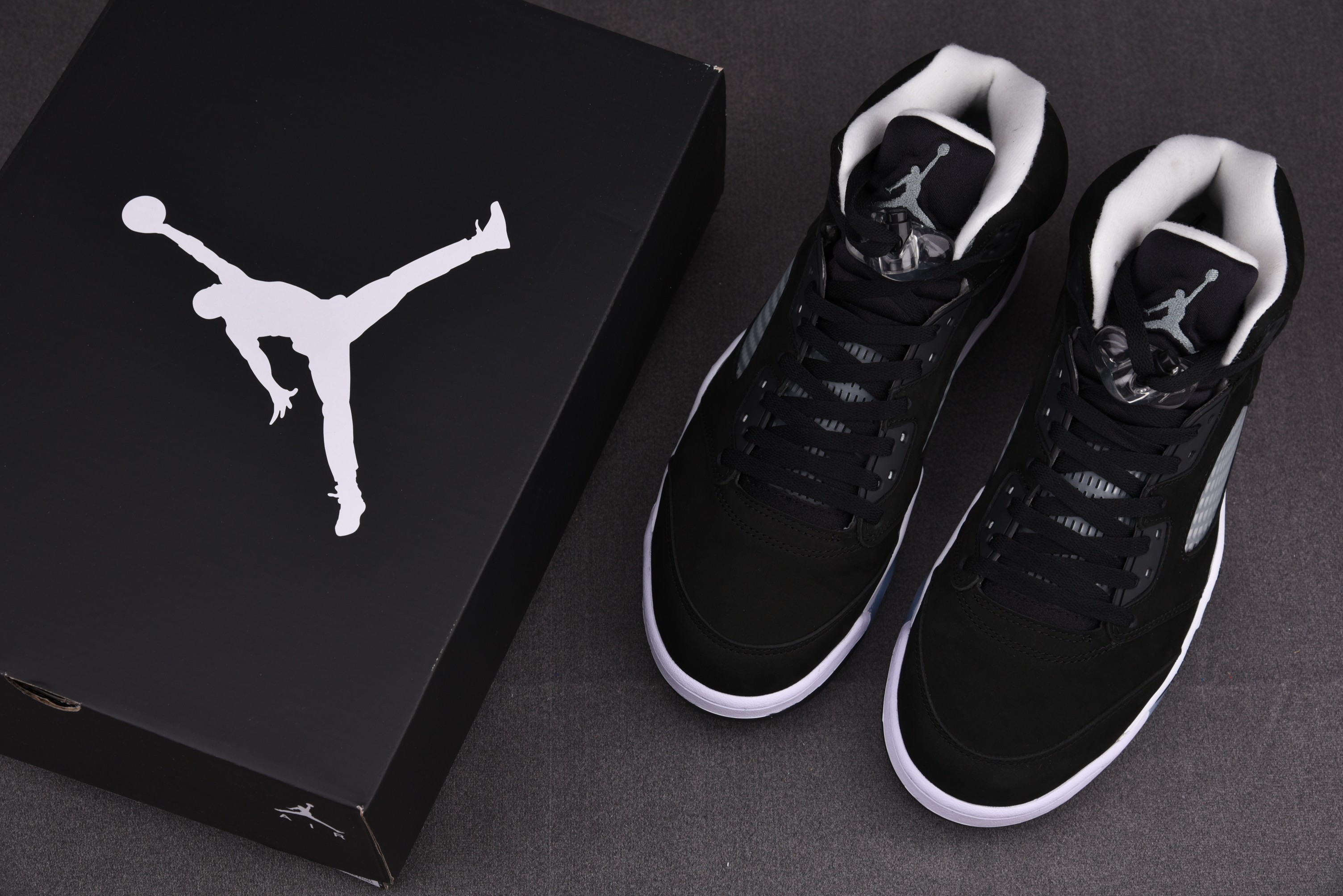 Air Jordan 5 Retro 'Oreo' 2021