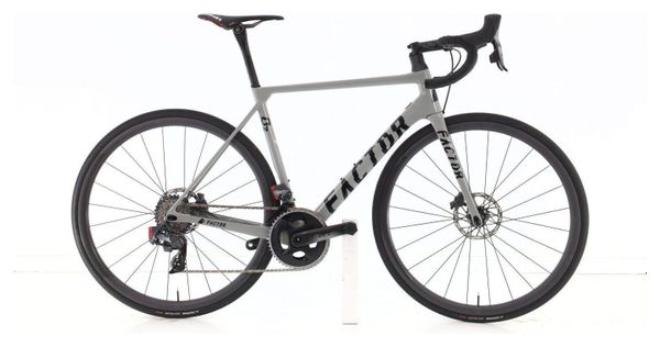 Produit reconditionné · Factor O2 Carbone AXS 12V · Gris / Vélo de route / Factor | Très bon état